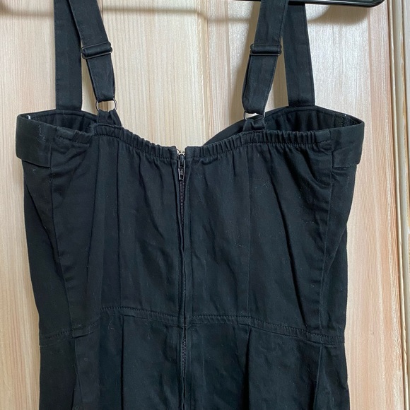 Deadly Dames Micheline Pitt, Maneater Wiggle Dress - Picture 7 of 14